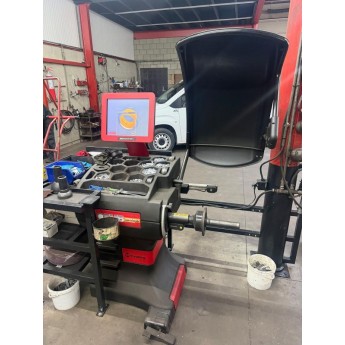 Equilibreuse de roues CEMB ER85